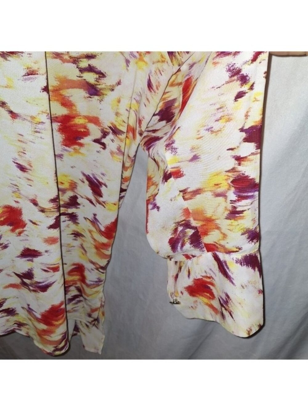 Colorful Abstract Blouse - Picture 4 of 6